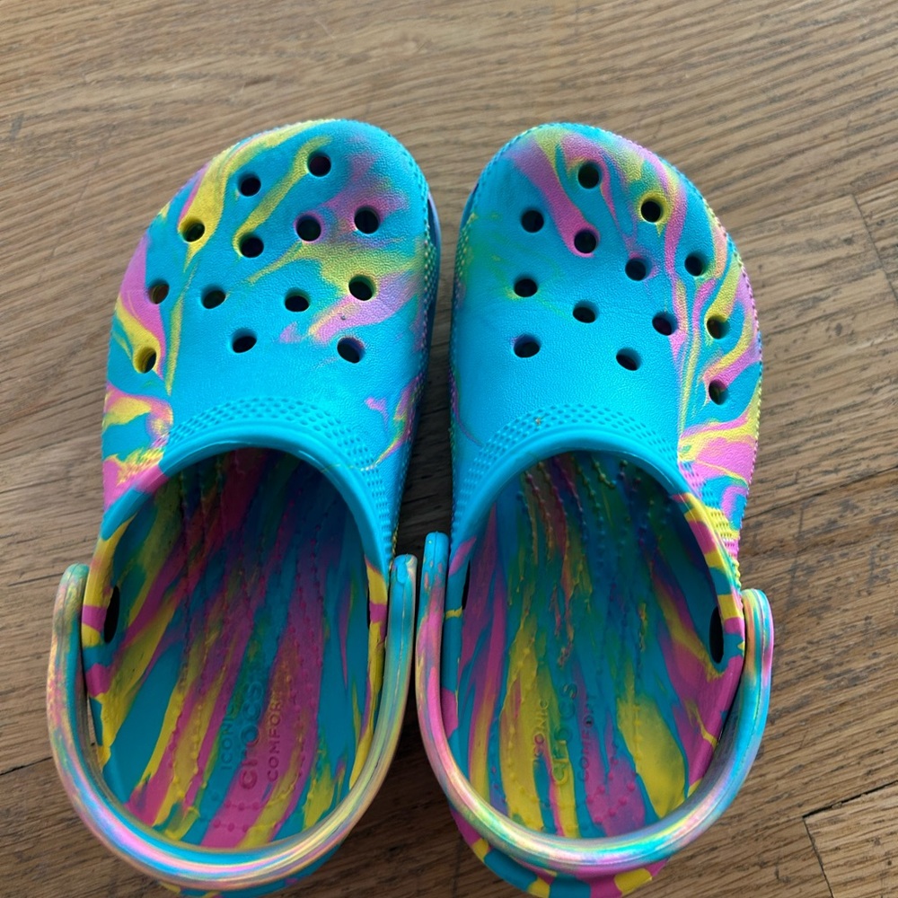Worn once size 11 crocs for girls